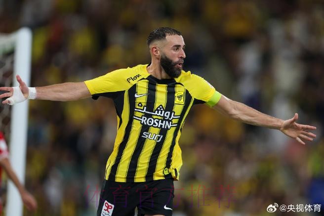 本泽马本场数据：7次射门1次进球 3次成功过人