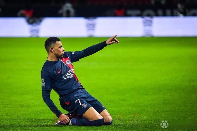 RMC:姆巴佩并未告知巴黎自己要转会加盟皇马 RMC:姆巴佩并未告知巴黎自己要转会加盟皇马